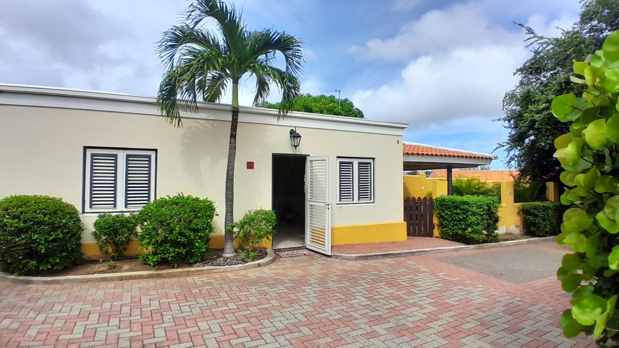 Landhuis Bona Vista Hotel Willemstad Exterior photo